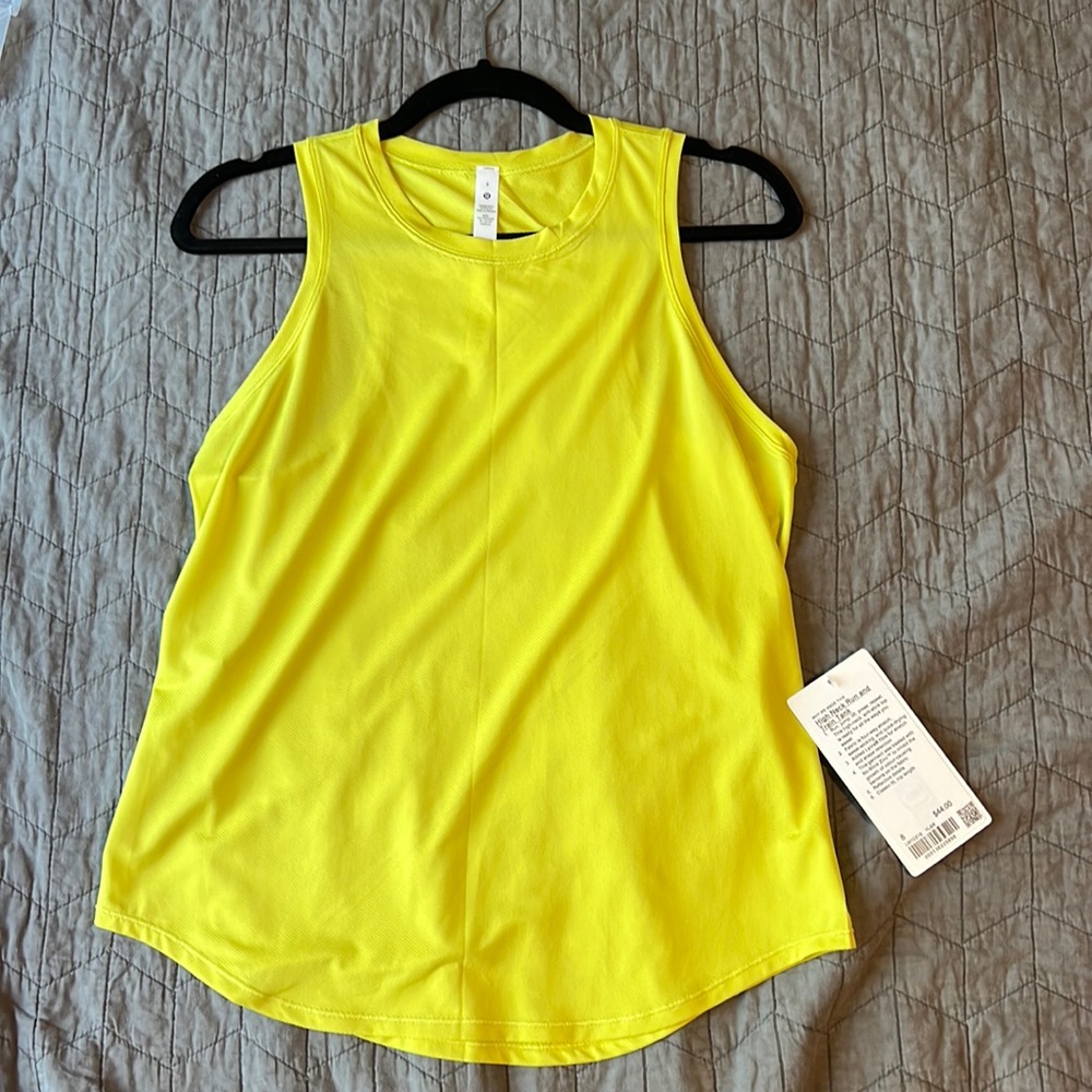 NWT Lululemon High Neck Run and Train Tank Top YSLR Yellow Serpentine